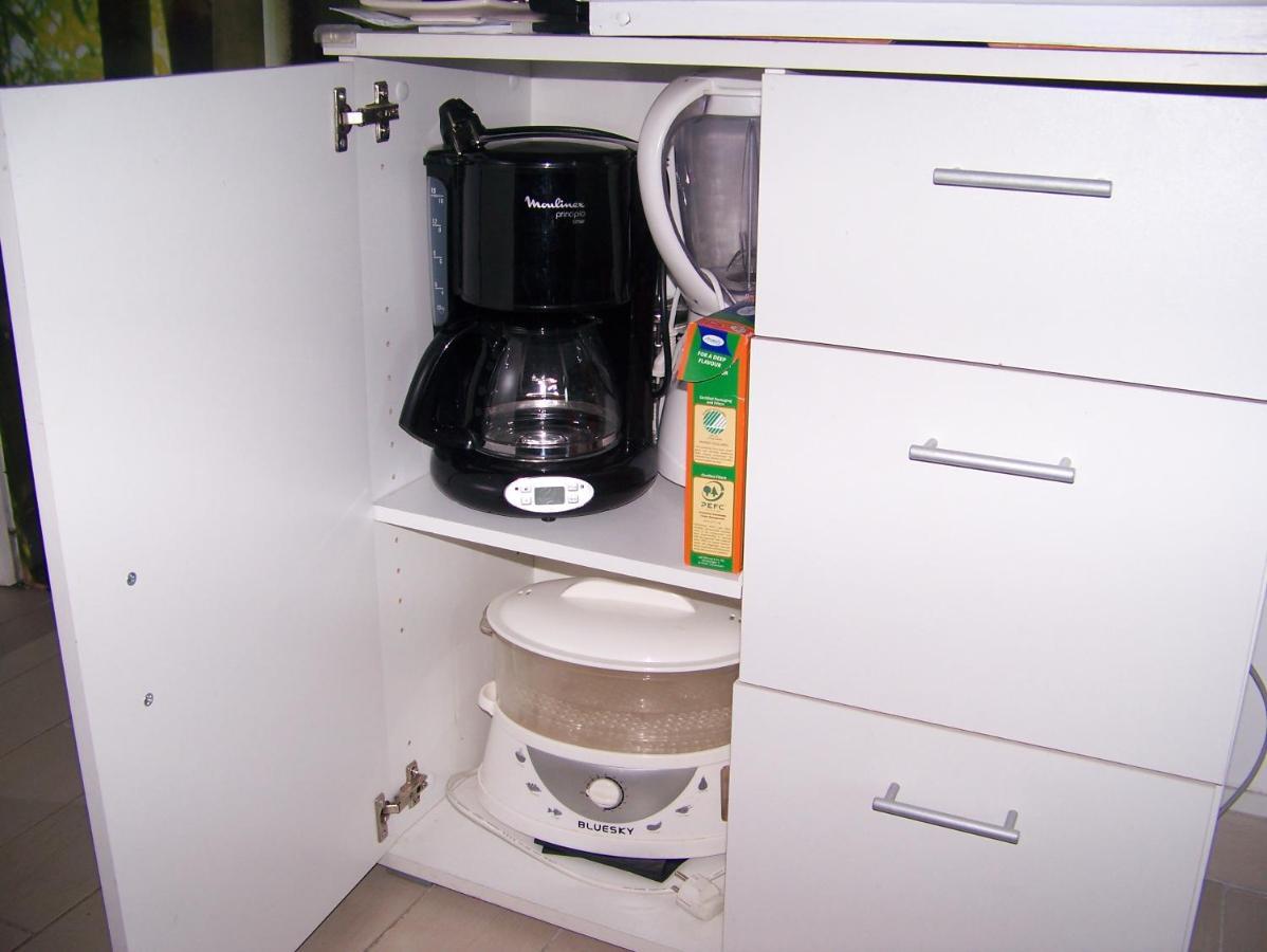 Charmant Studio Au Calme Tout Confort Dans Chateau Neo Gothique Proche Zenith Comet Orleans Parking Voiture Gratuit Wifi Haut Debit Rue Des Montees Екстер'єр фото